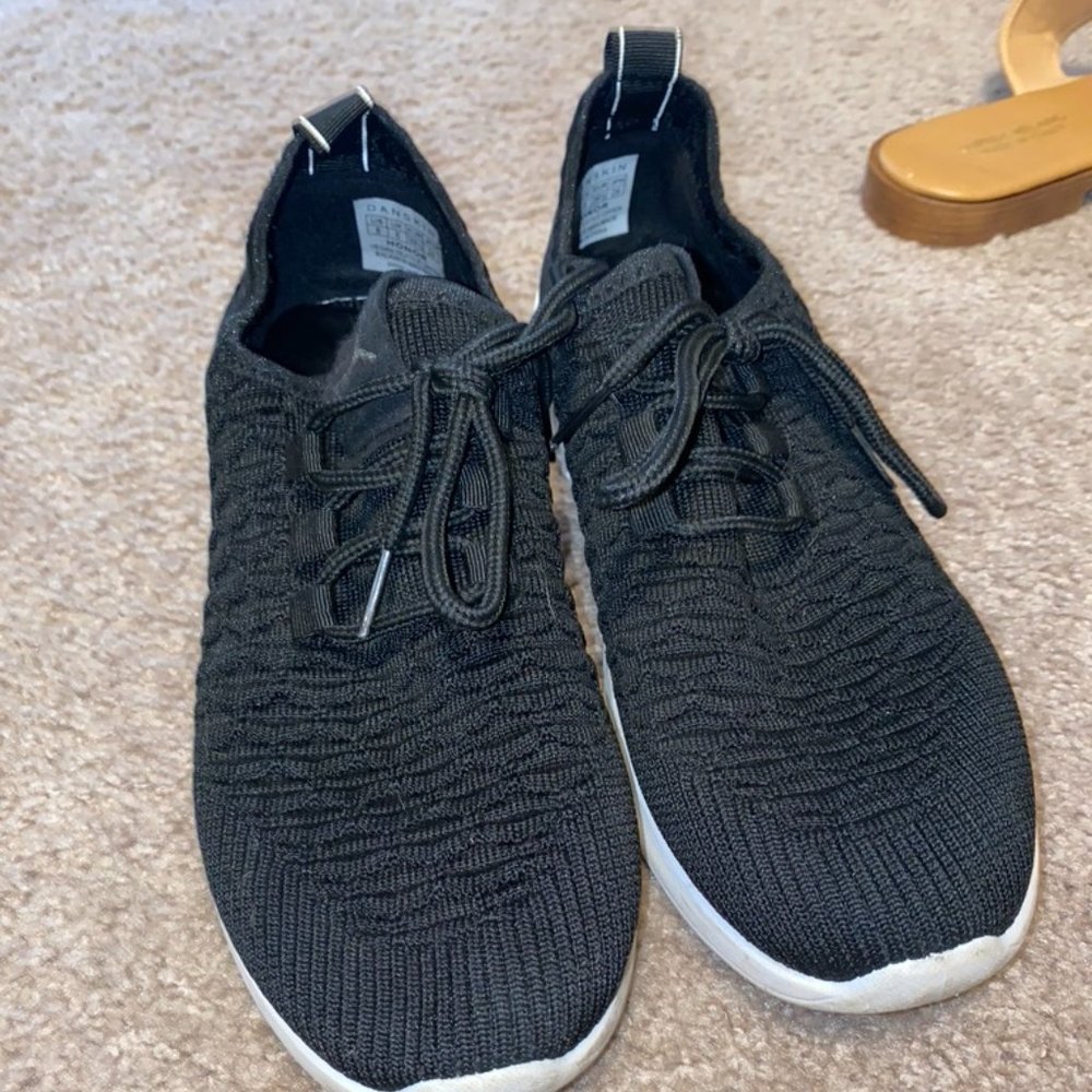 Danskin Black/White Tennis Shoes